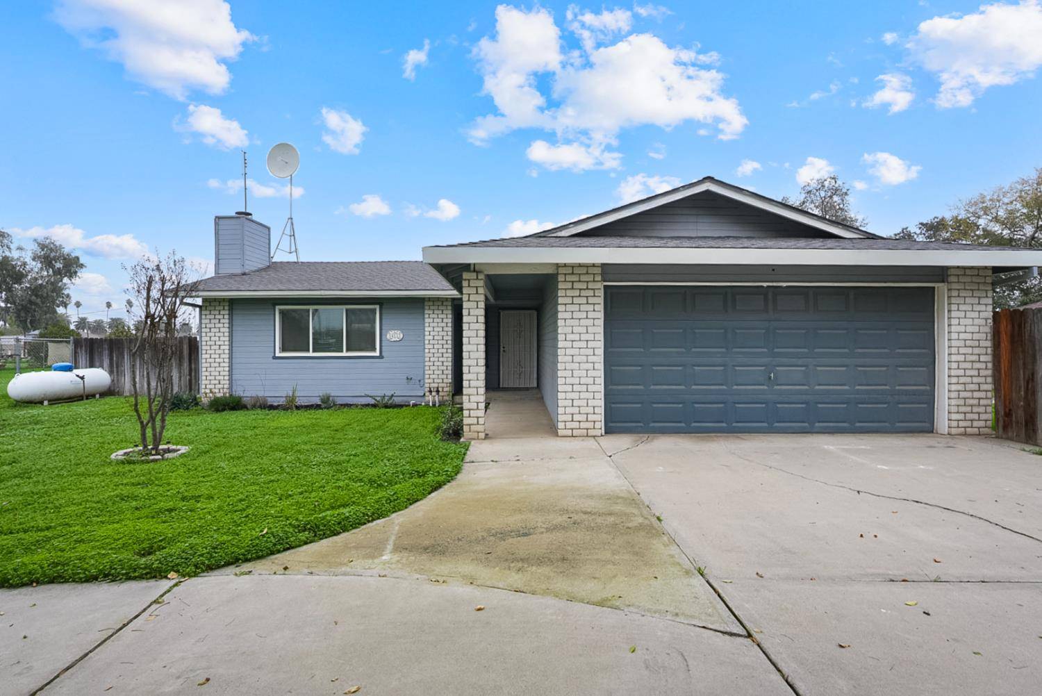 Chowchilla, CA 93610,14117 Cates CT