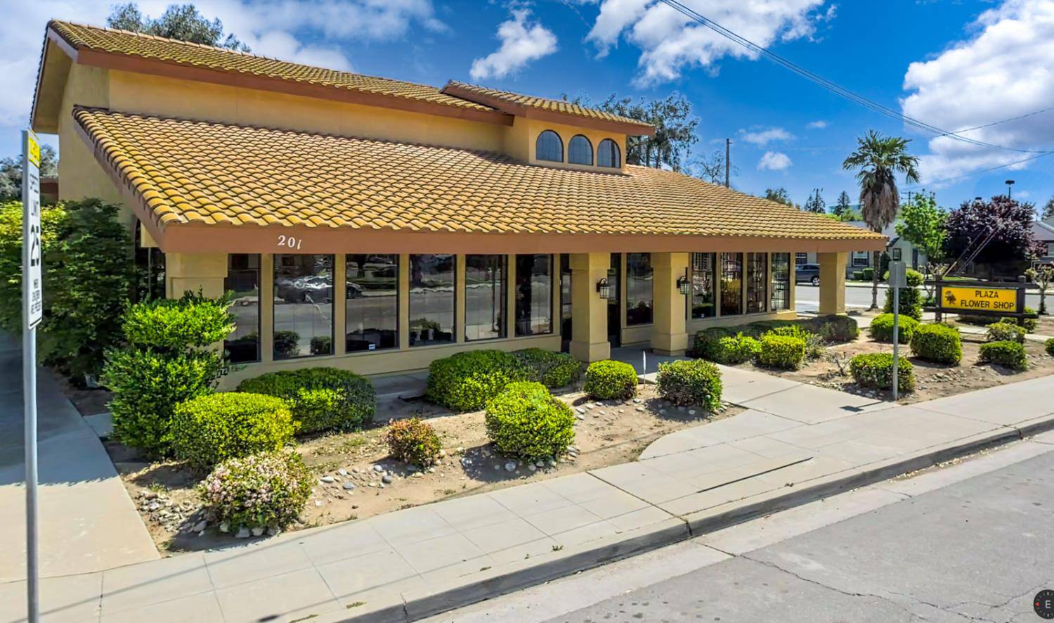 Madera, CA 93637,201 N I ST