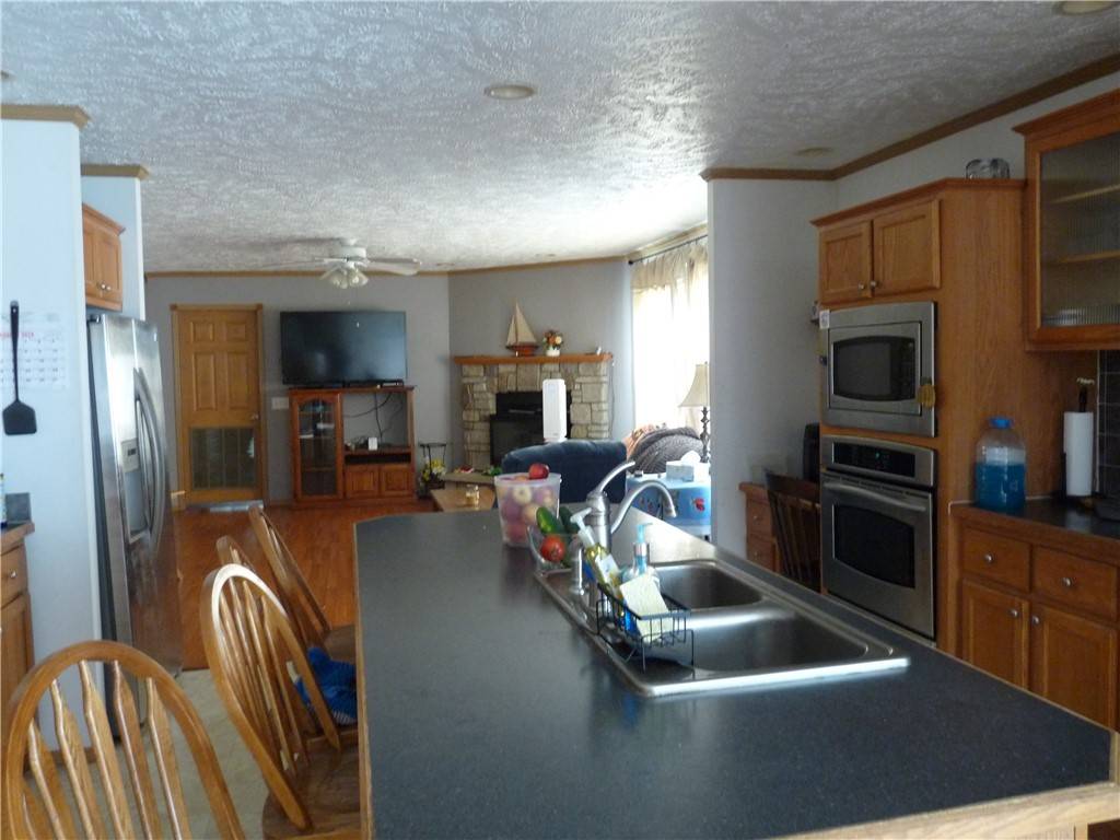 Danville, IL 61834,706 N Daisy LN