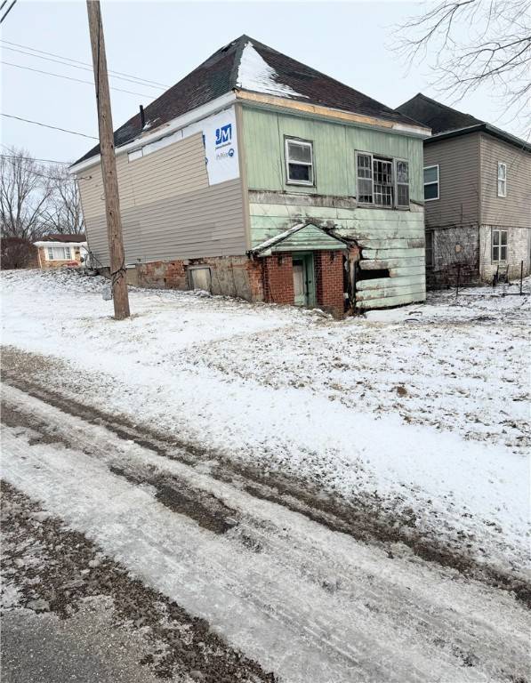 Danville, IL 61832,1324 W Williams ST