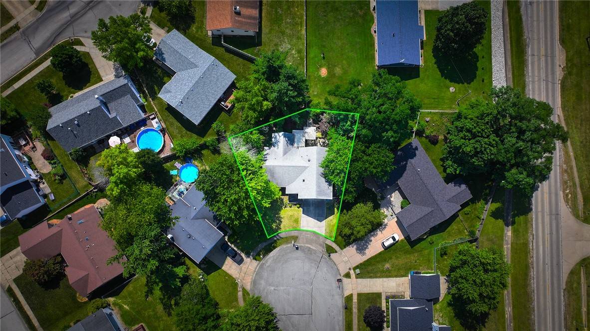 Decatur, IL 62526,1225 W Pineview CT