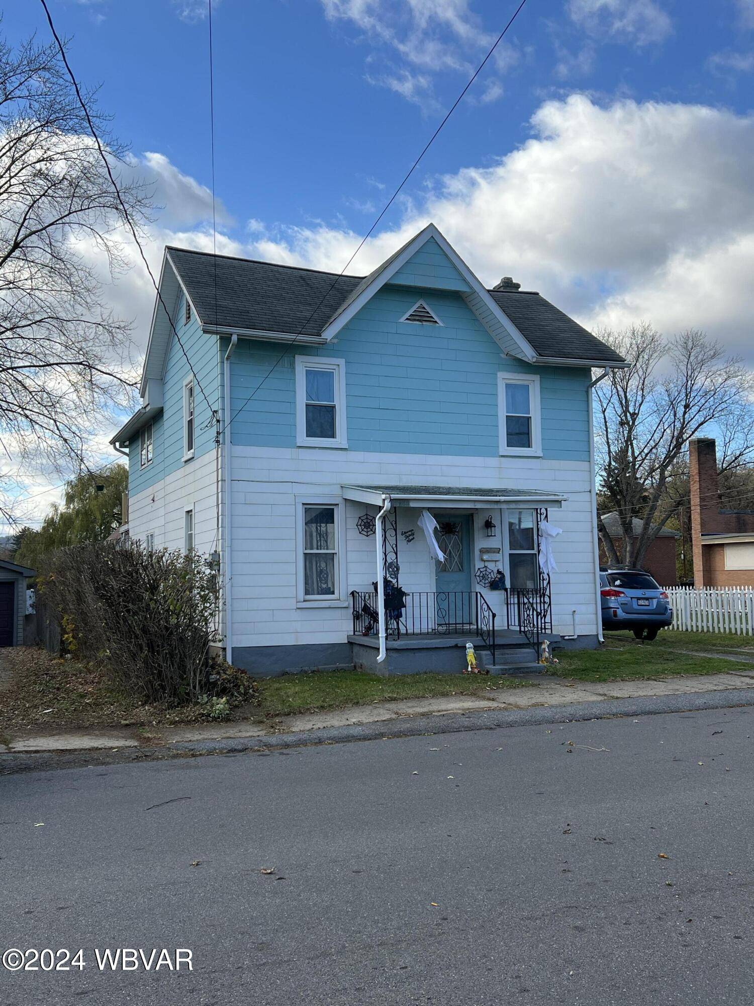 Williamsport, PA 17701,1139 ALMOND ST