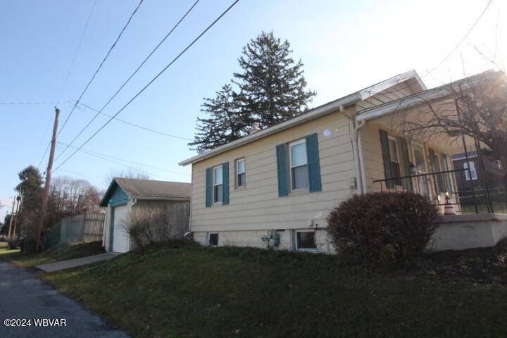 S. Williamsport, PA 17702,367 HILL ST