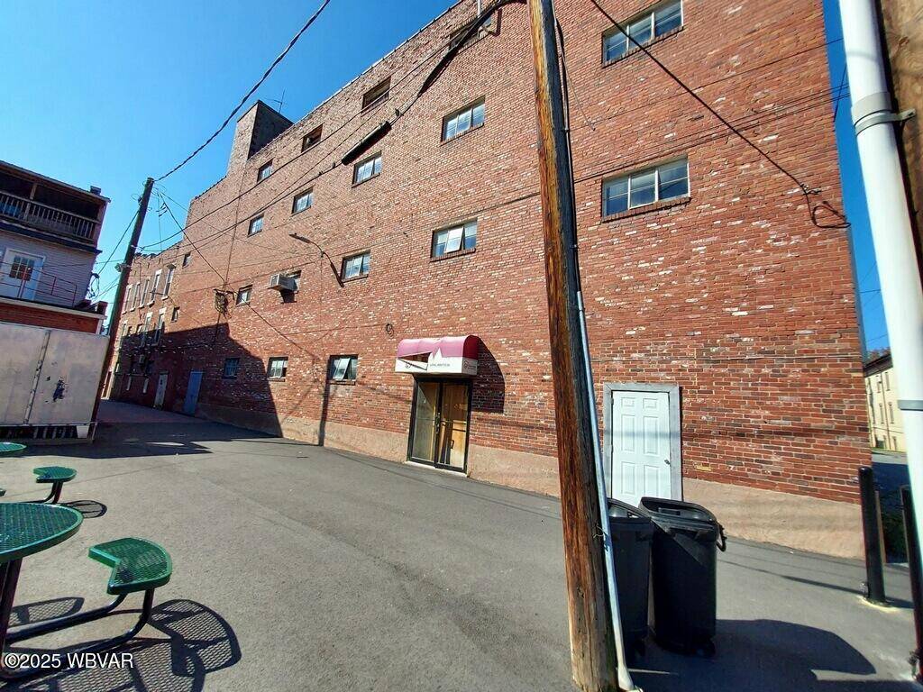 Lock Haven, PA 17745,121 E MAIN ST