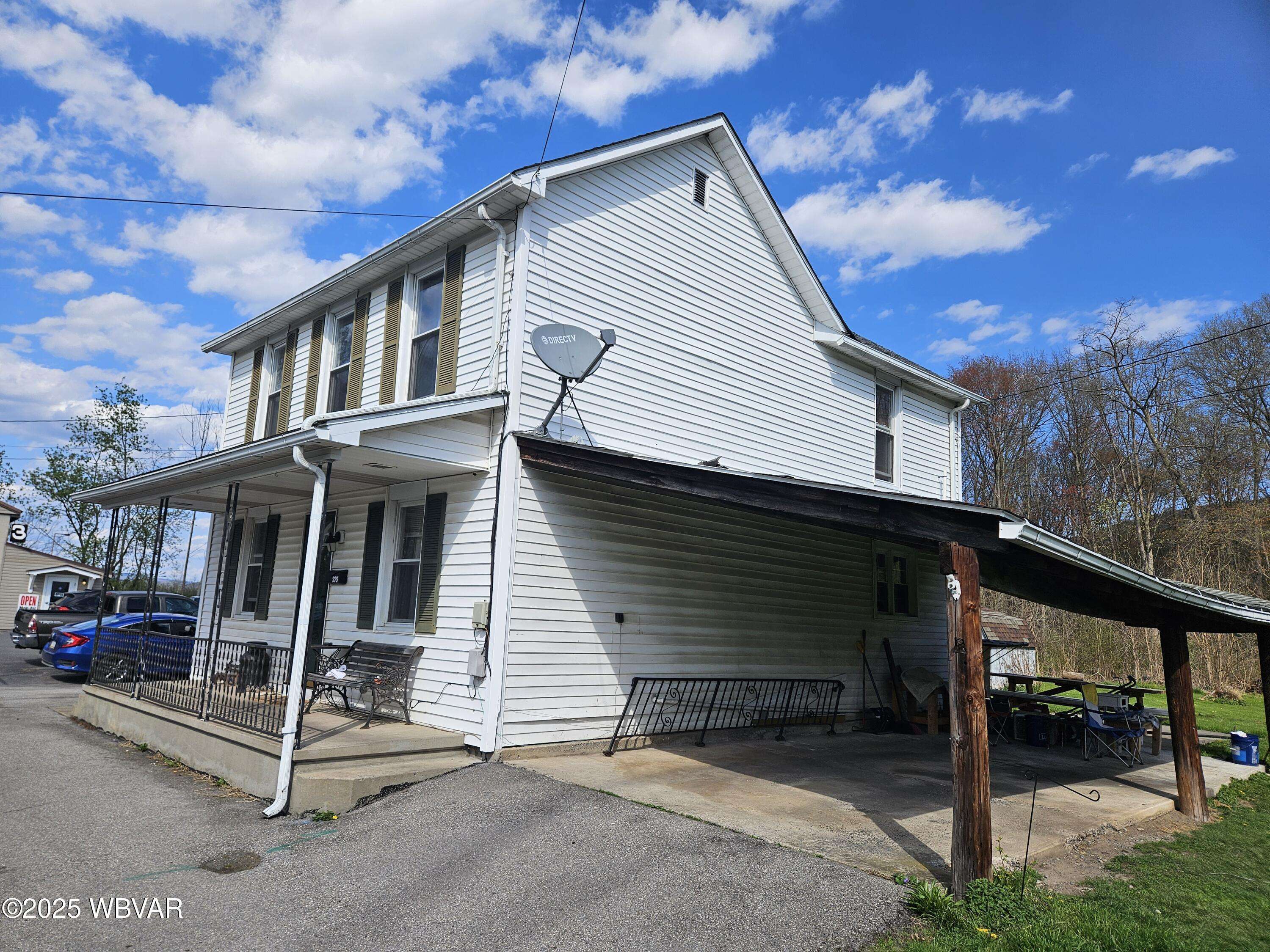 Mill Hall, PA 17751,225 PICKWICK STREET