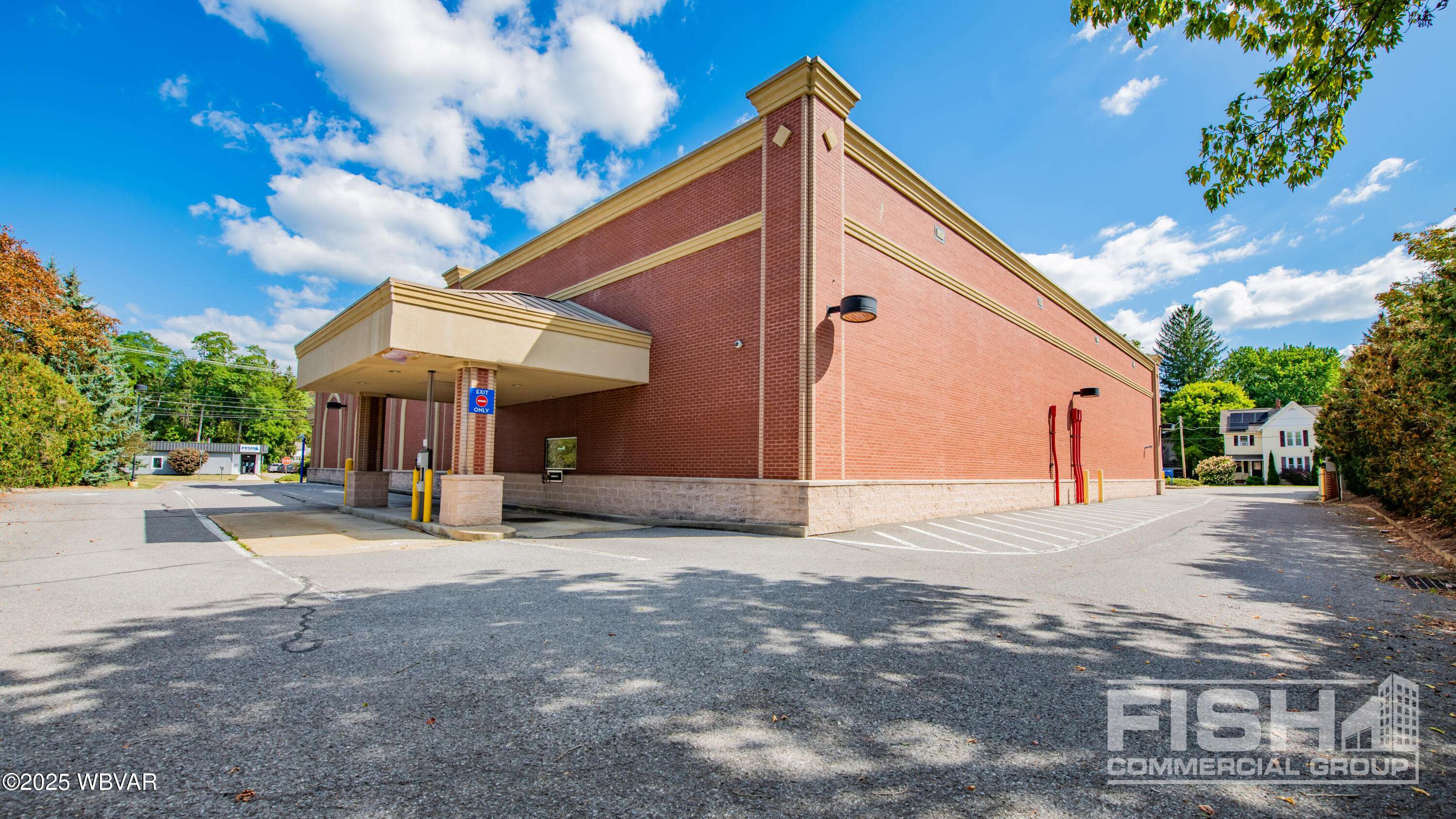 Wellsboro, PA 16901,24 EAST AVE