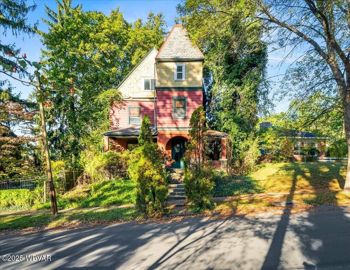 Williamsport, PA 17701,915 1ST AVE