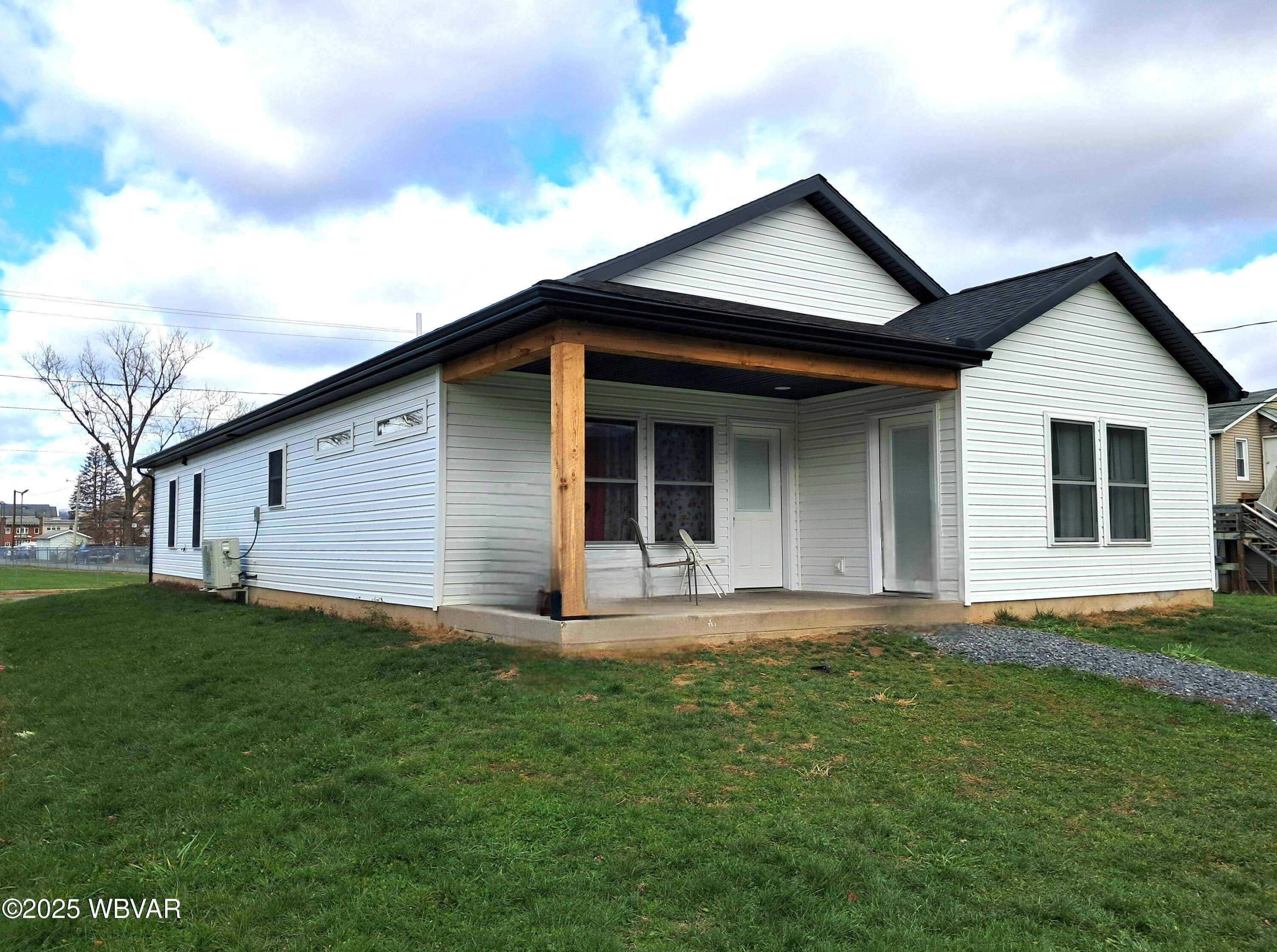 Lock Haven, PA 17745,310-312 W CLINTON ST