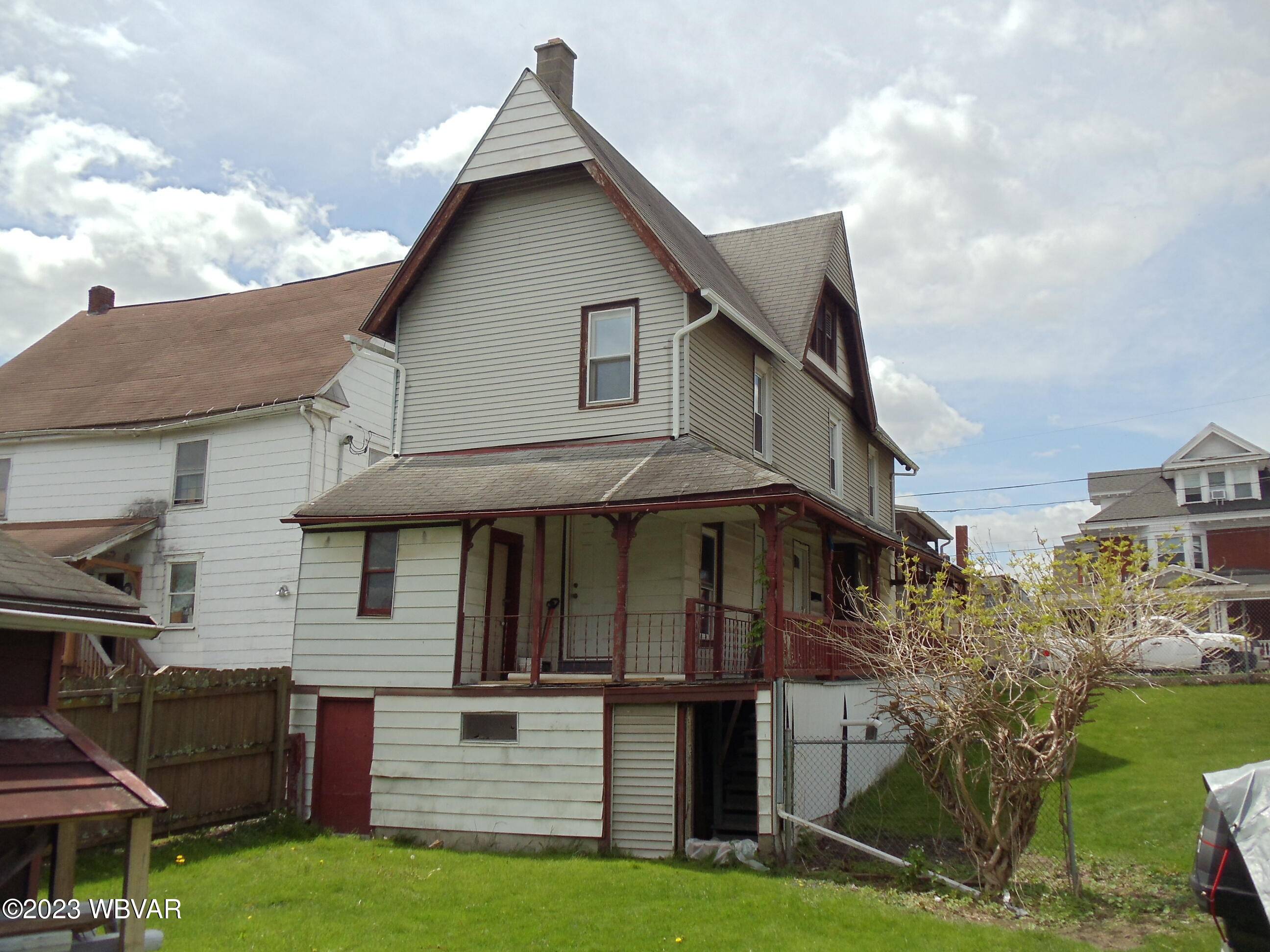 Williamsport, PA 17701,926 ARCH ST