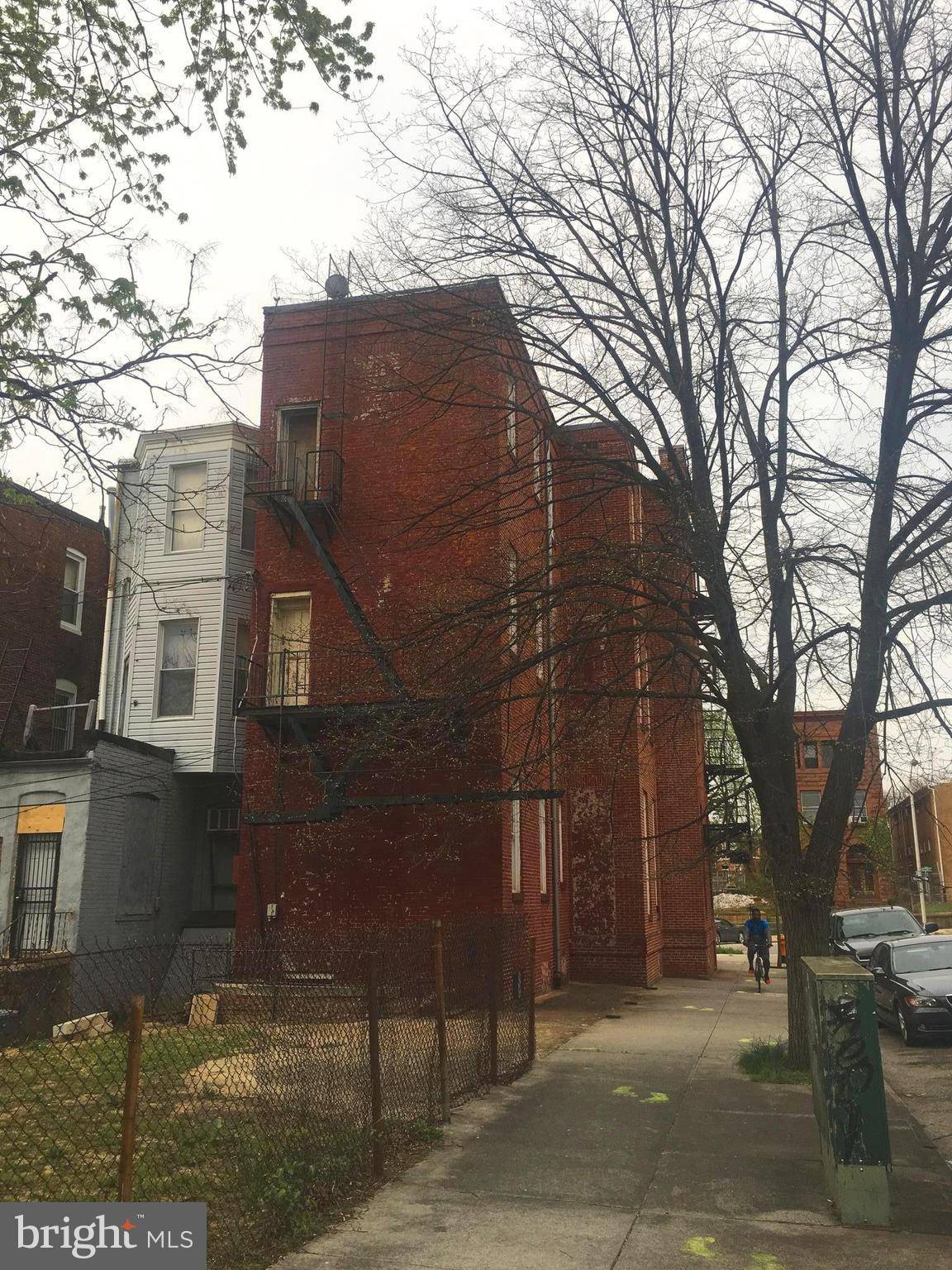 Baltimore, MD 21217,2249 EUTAW PL