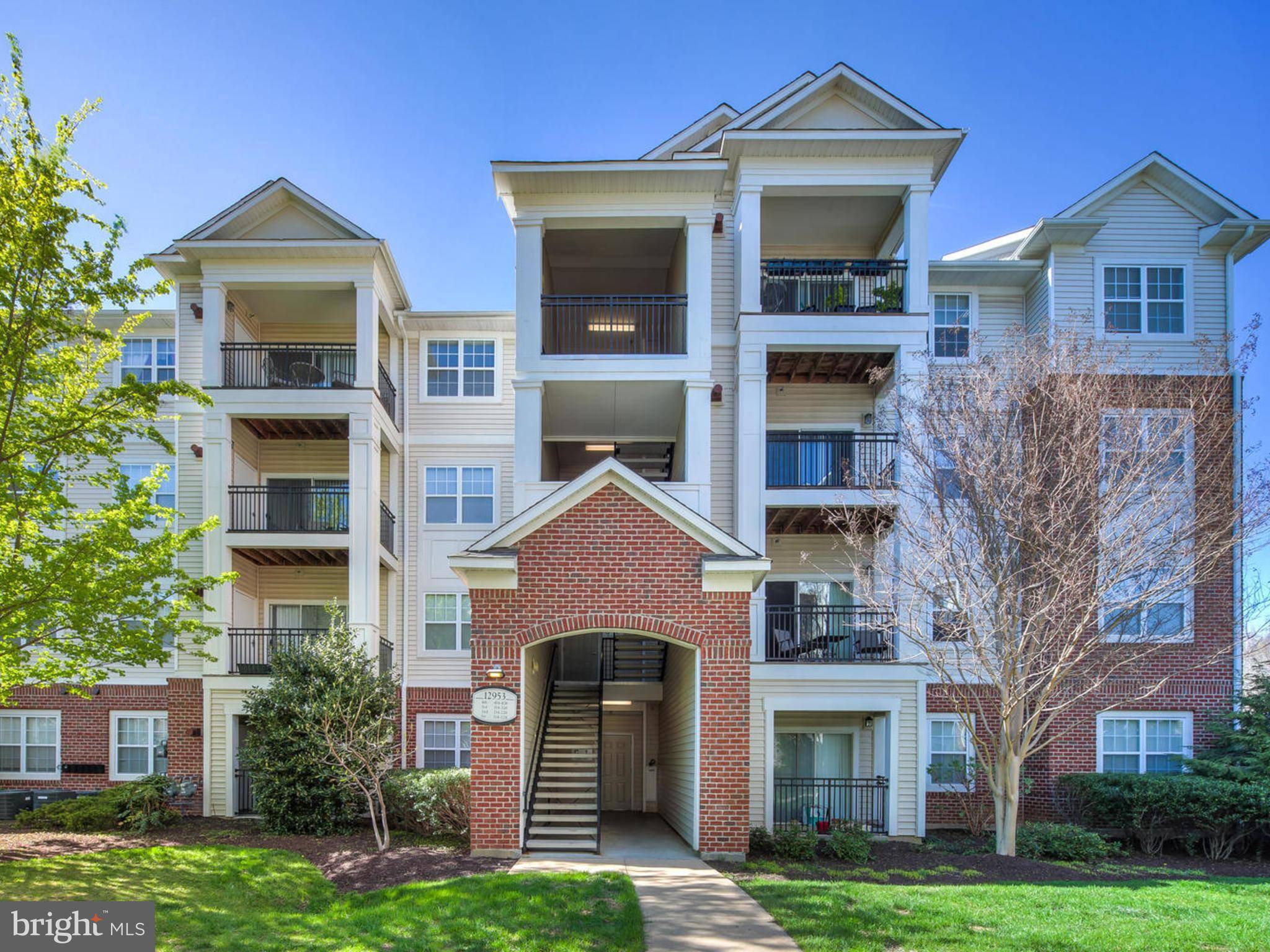 Herndon, VA 20171,12953 CENTRE PARK CIR #118