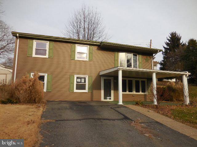 Millersburg, PA 17061,912 MEADOW LN