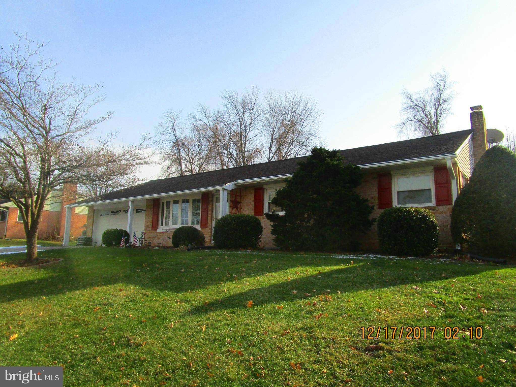 Jacobus, PA 17407,8 GREENBRIAR DR