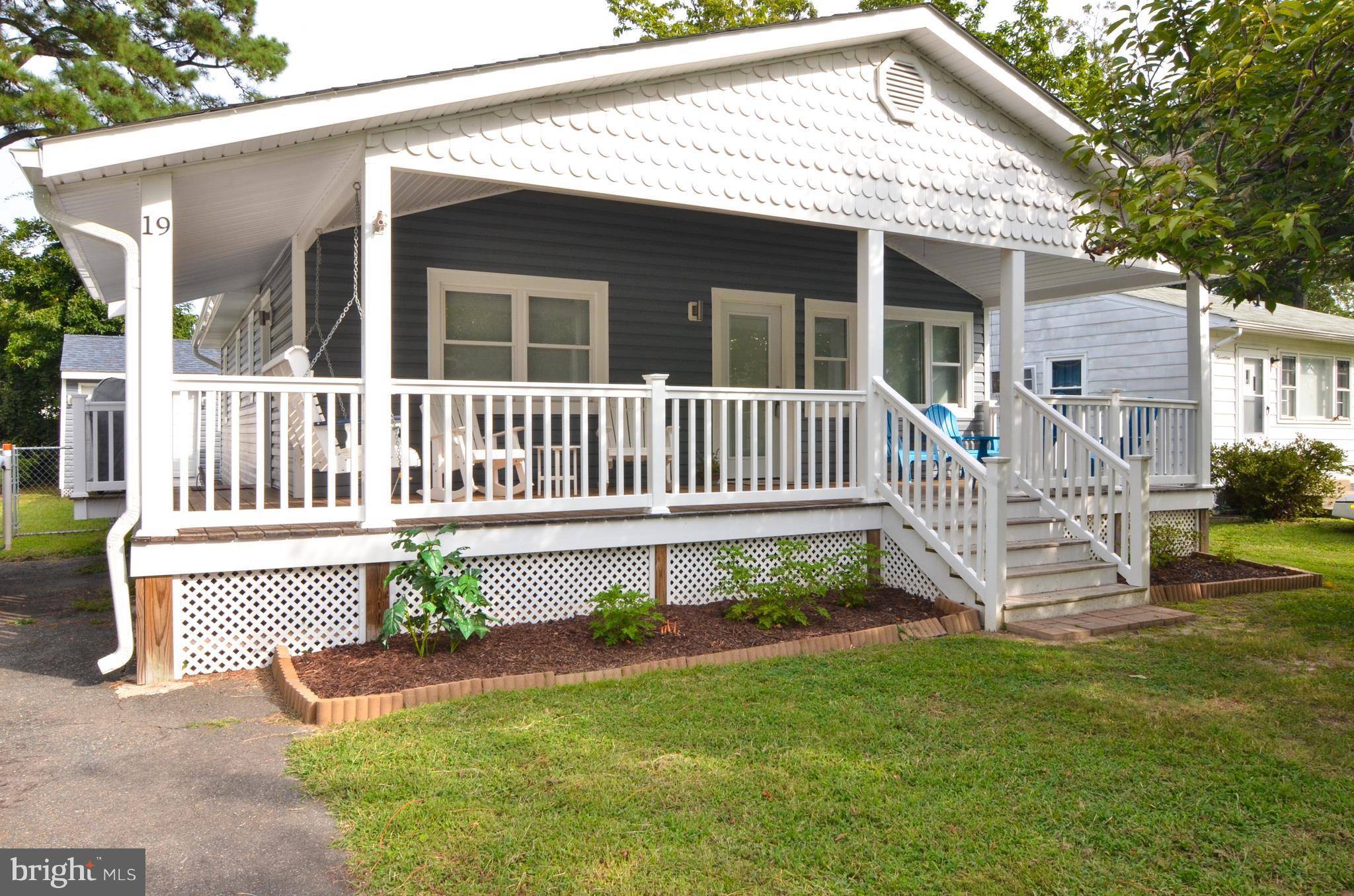 Colonial Beach, VA 22443,19 8TH ST