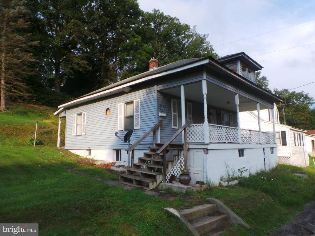 Berkeley Springs, WV 25411,194 BISER ST