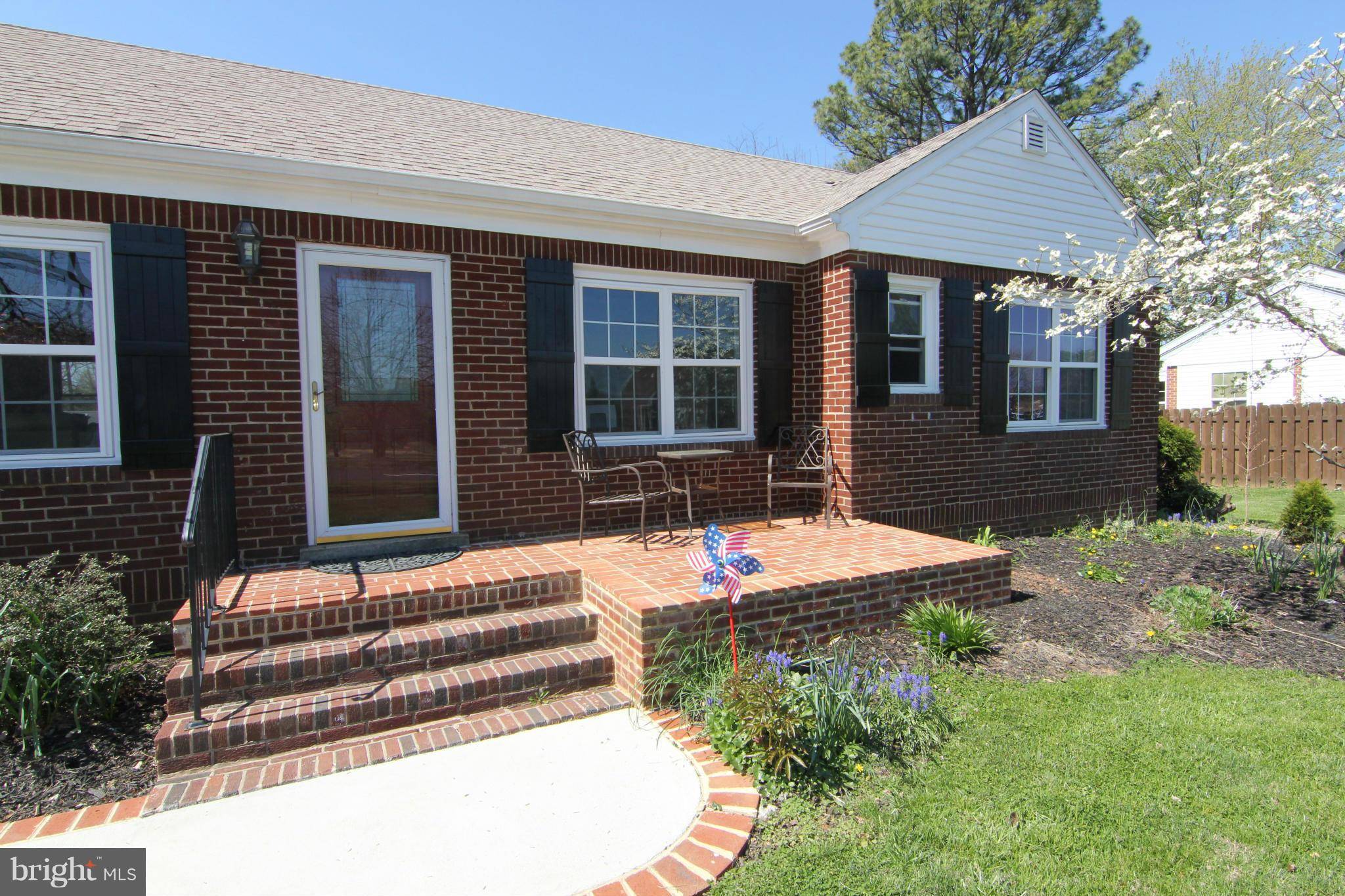 Manassas, VA 20110,8906 SUDLEY RD