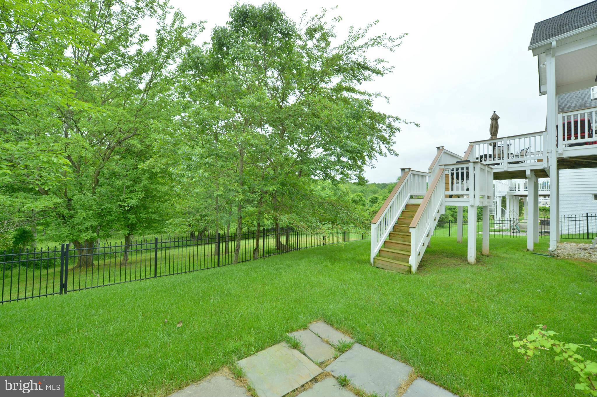 Haymarket, VA 20169,15687 ALDERBROOK DR