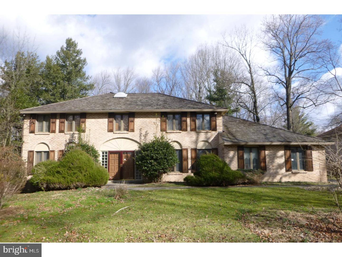 Ambler, PA 19002,206 WOODED LN