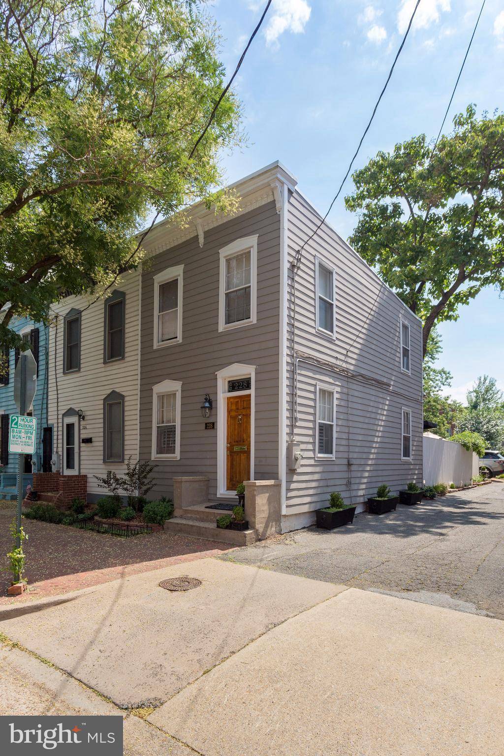 Alexandria, VA 22314,228 WEST ST