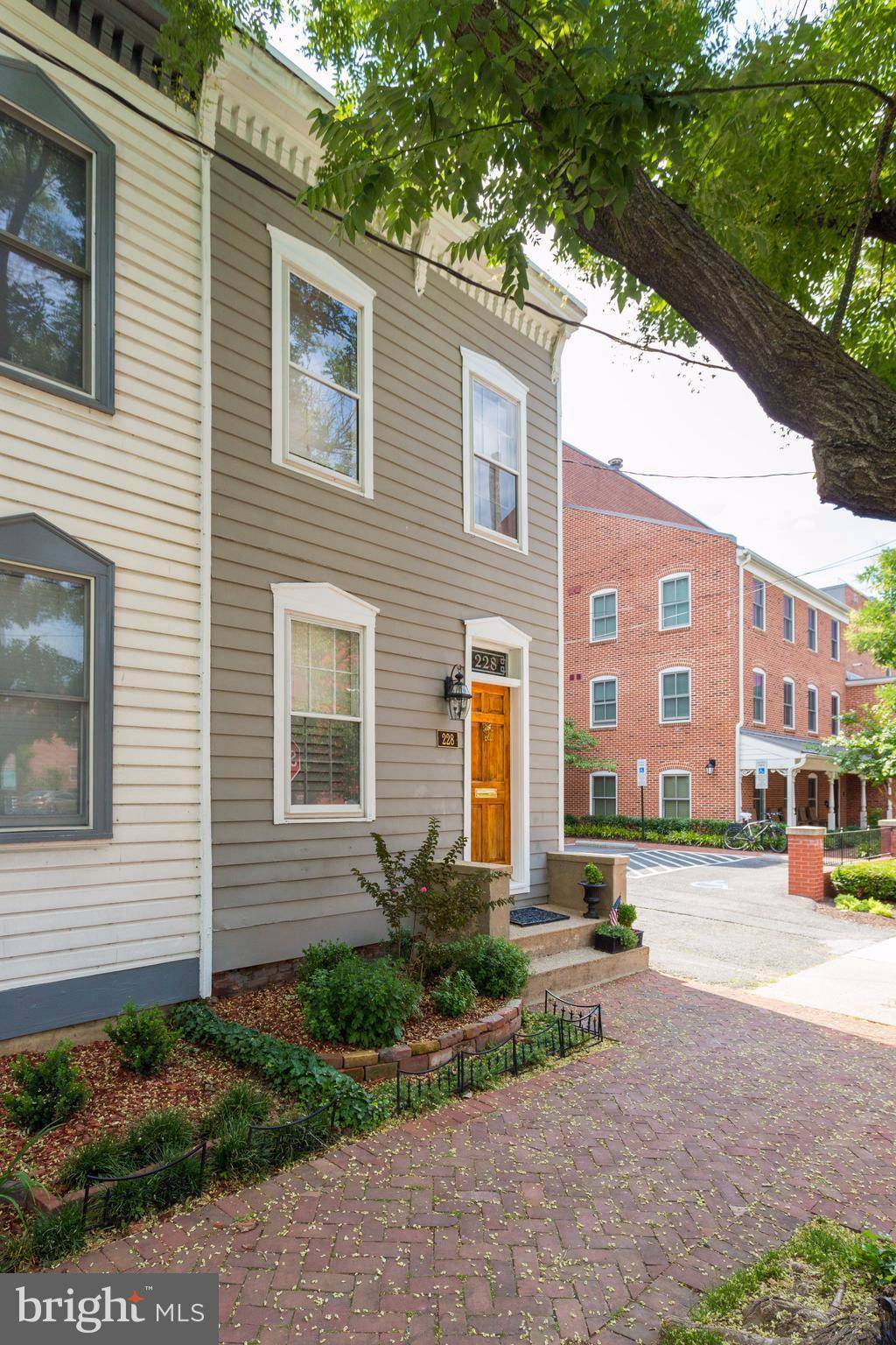 Alexandria, VA 22314,228 WEST ST