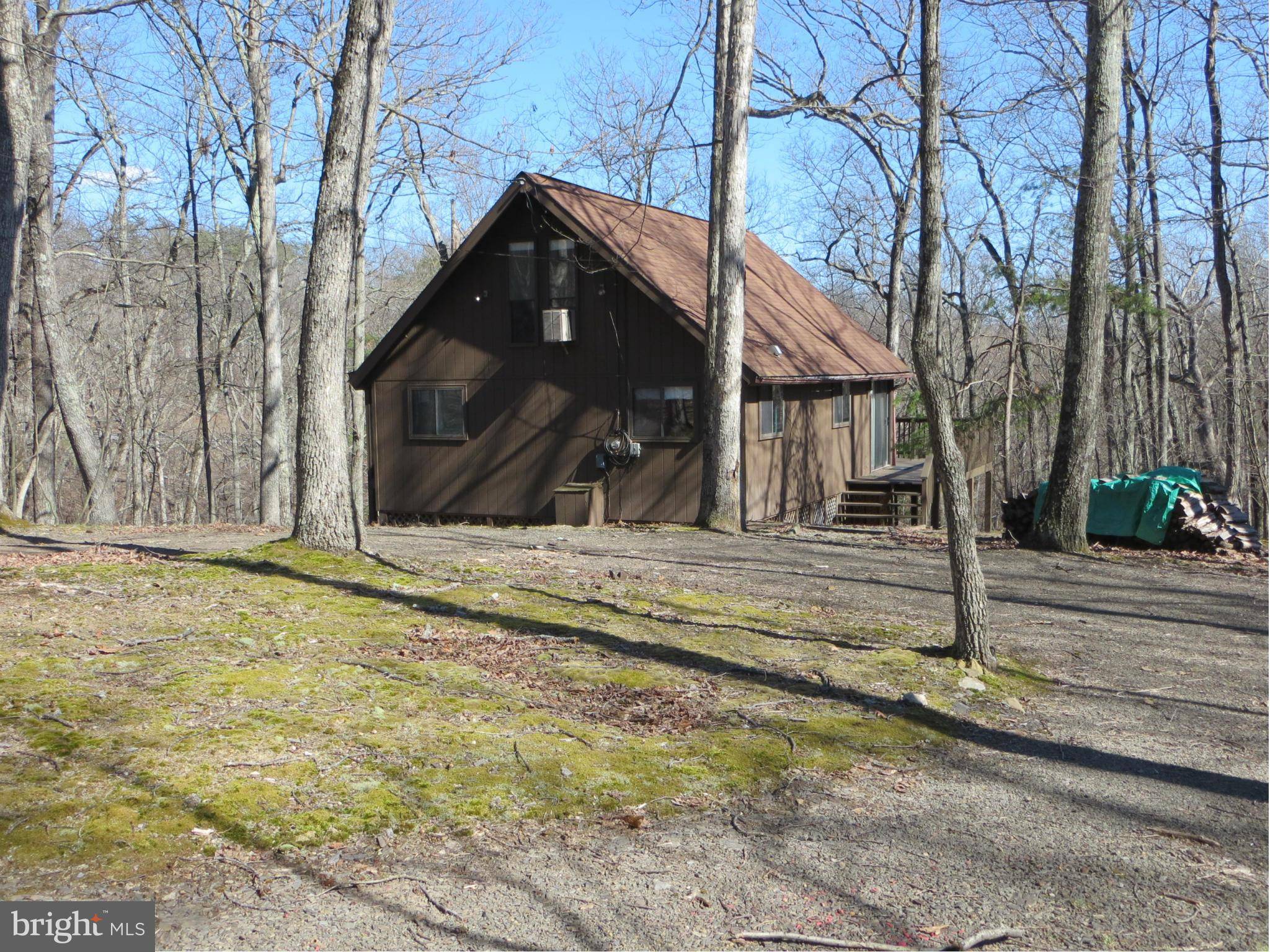 Hedgesville, WV 25427,106 MONACAN TRAIL