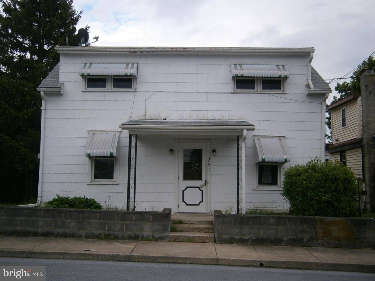 Waynesboro, PA 17268,251 WAYNE AVE