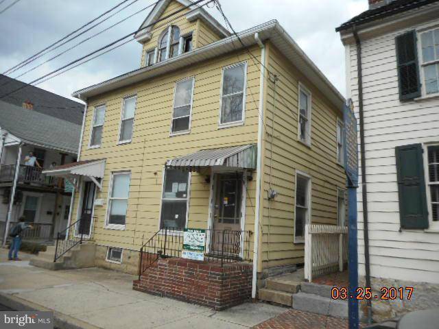 Chambersburg, PA 17201,223 KING ST E