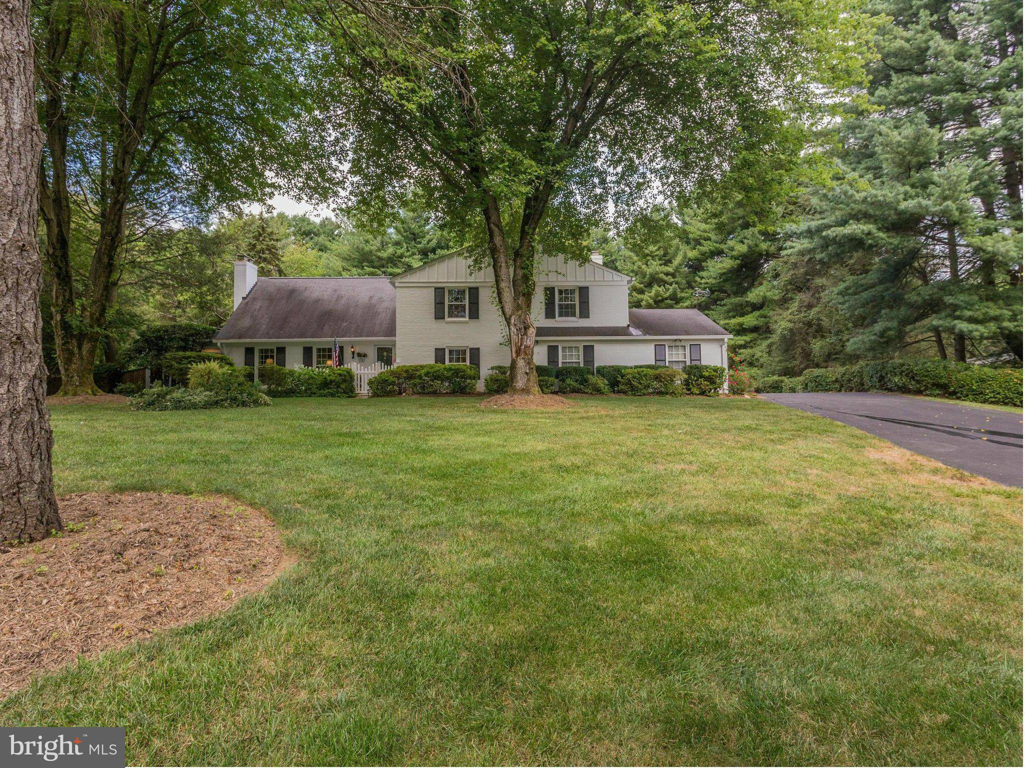 Mclean, VA 22102,1378 WOODSIDE DR