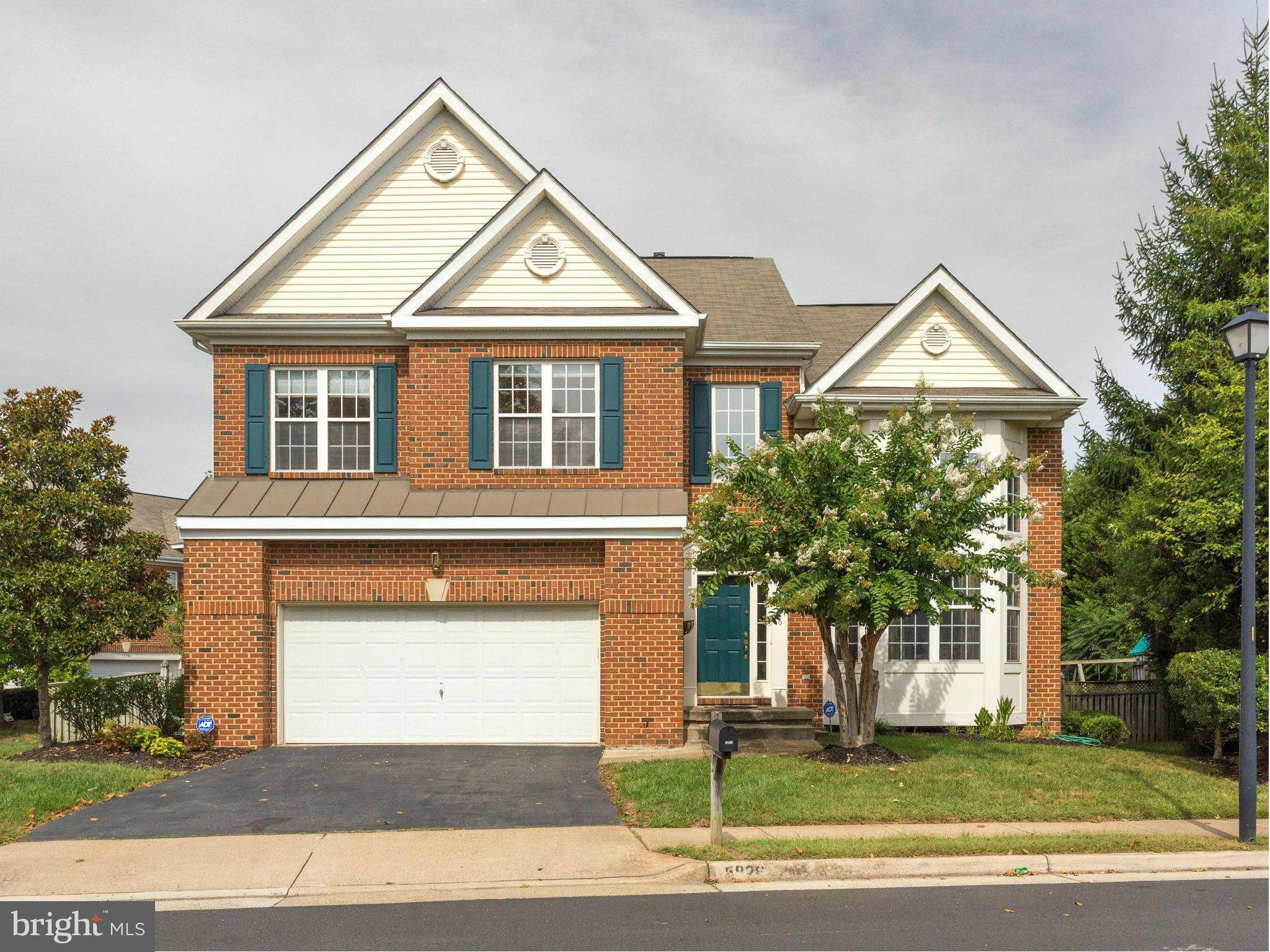 Centreville, VA 20120,5826 STONE CREEK DR