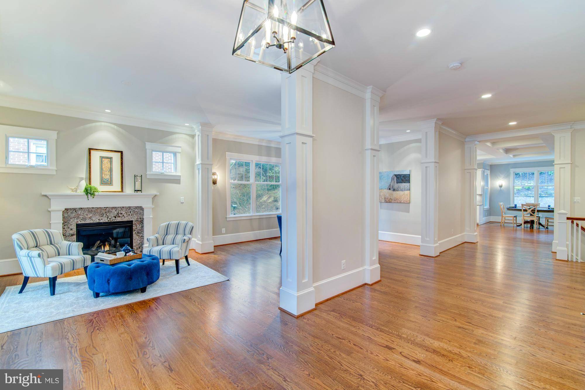 Arlington, VA 22207,3626 VACATION LN