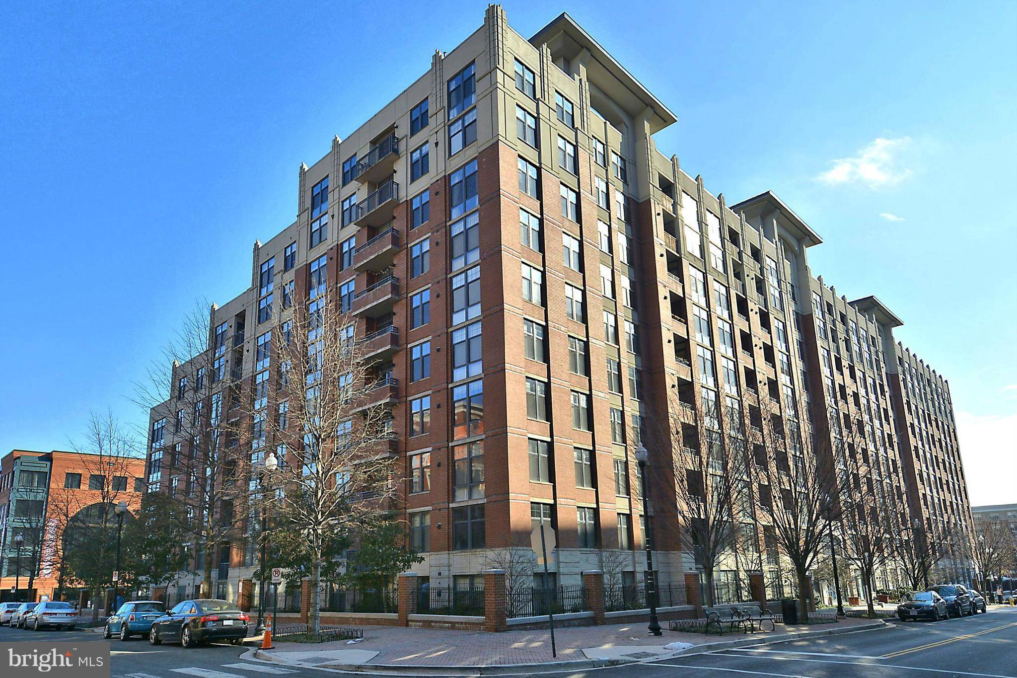 Arlington, VA 22201,1021 GARFIELD ST #521