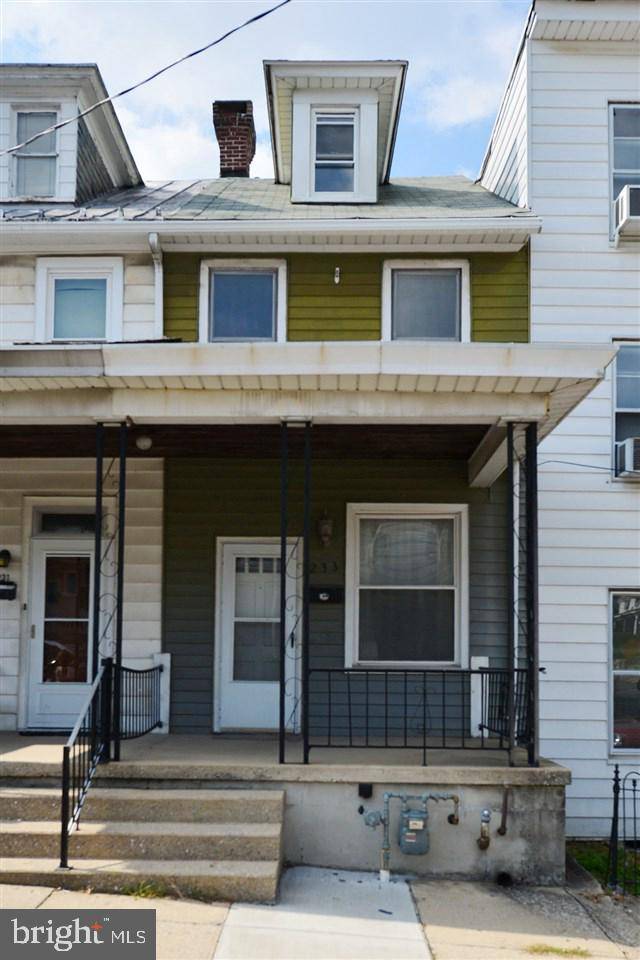 Steelton, PA 17113,233 LOCUST ST