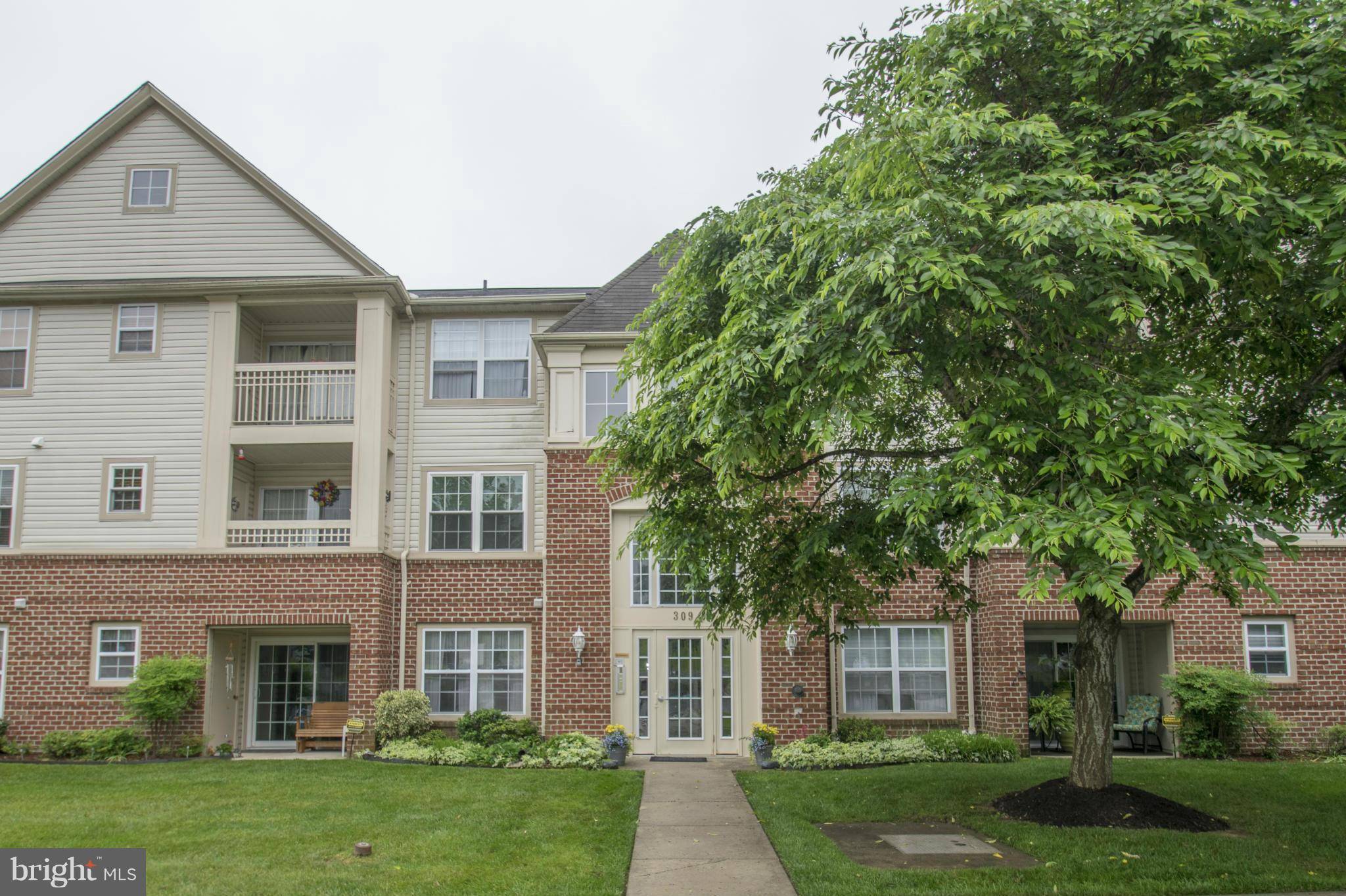 Abingdon, MD 21009,309-H TALL PINES CT #8