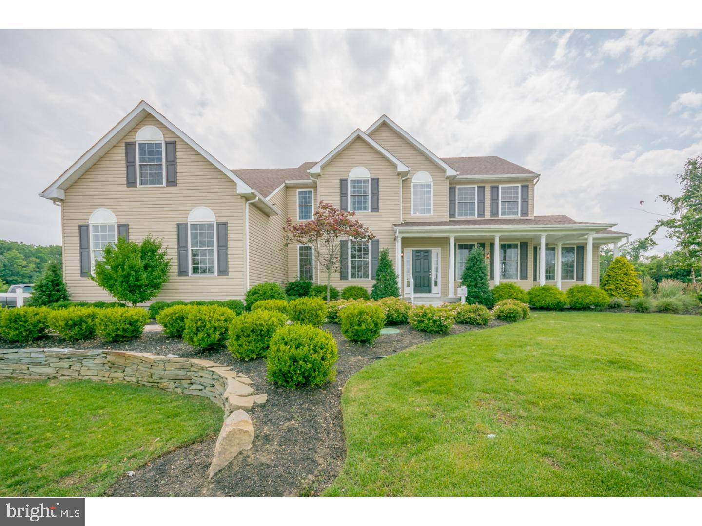 Woolwich Township, NJ 08085,8 OAKVIEW TER