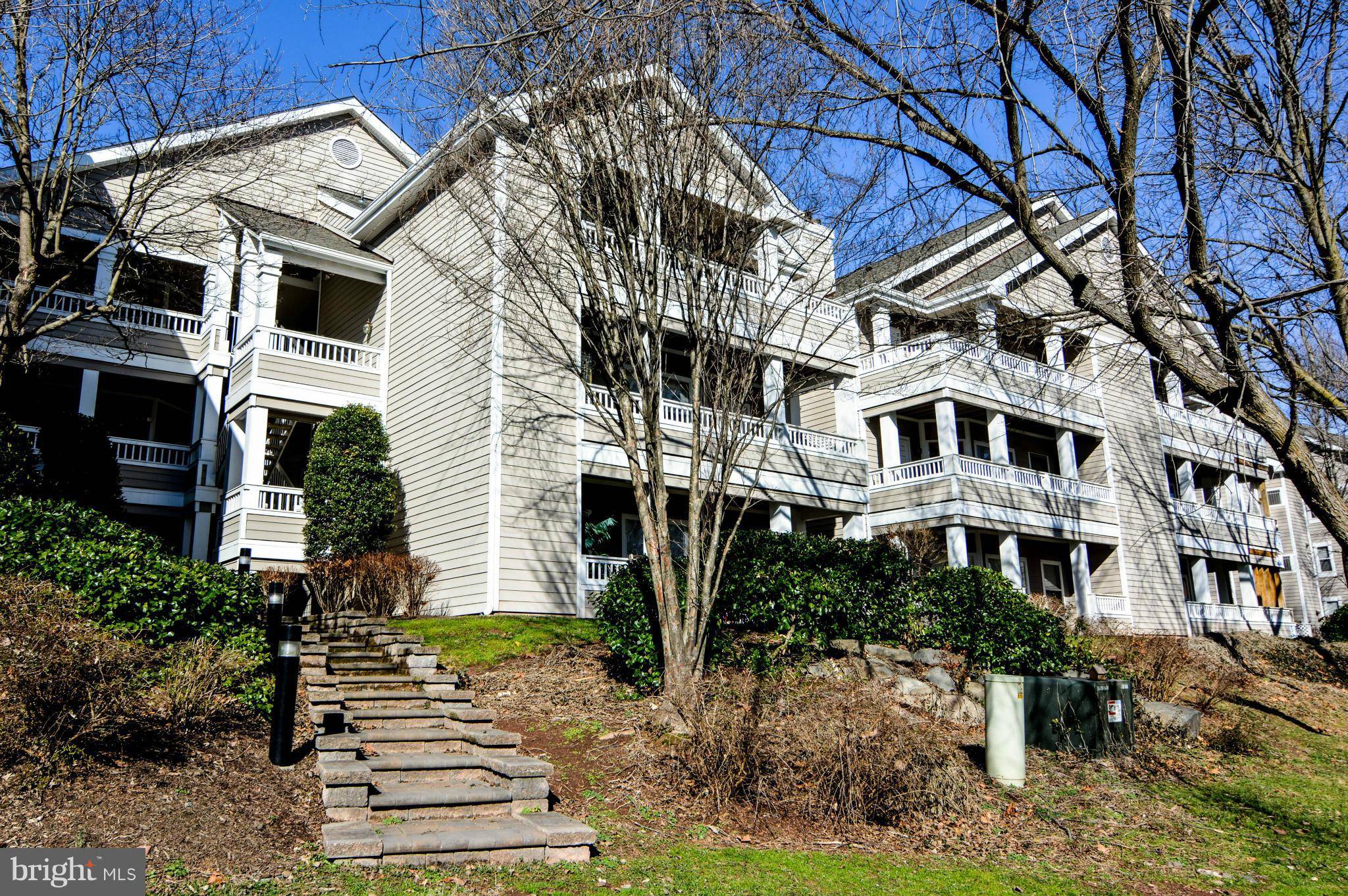 Centreville, VA 20121,14325 CLIMBING ROSE WAY #205