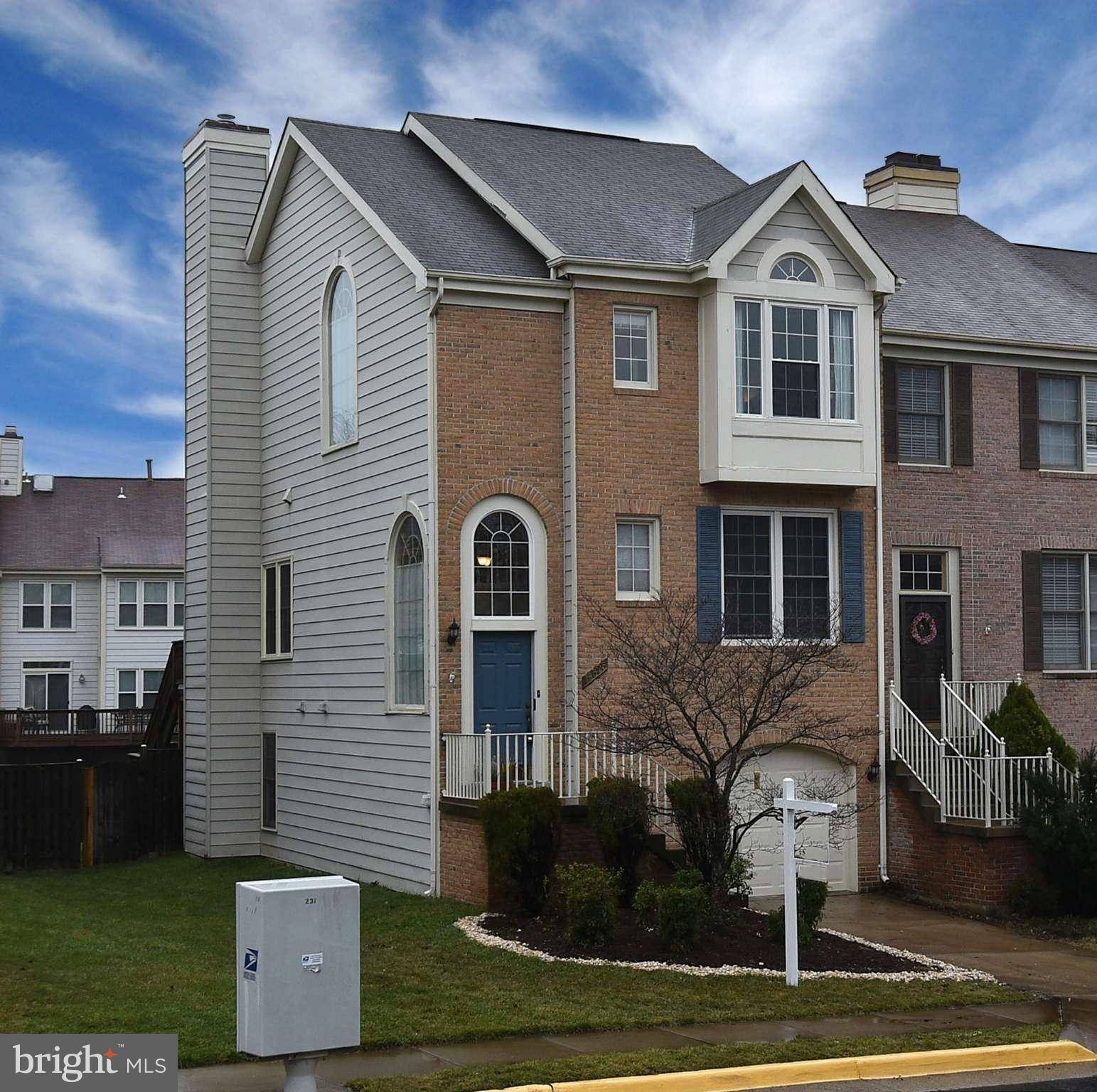 Centreville, VA 20120,14525 OAKMERE DR