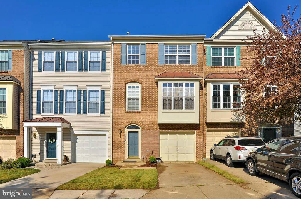 Springfield, VA 22150,6394 DAKINE CIR