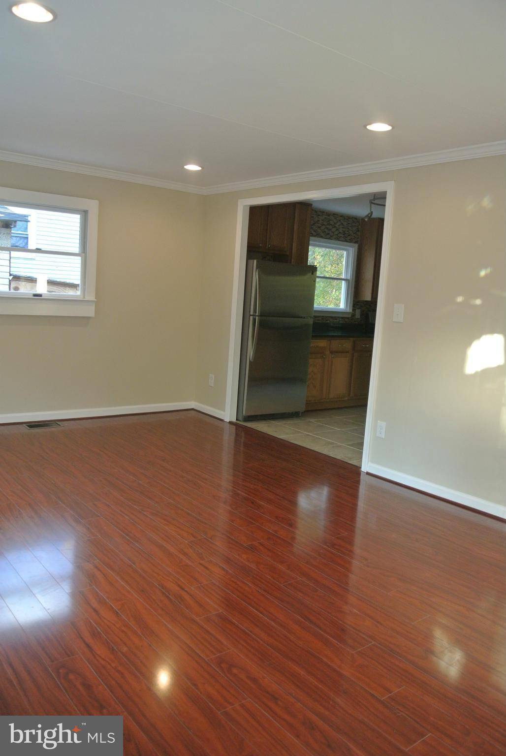 Falls Church, VA 22041,3816 PINEWOOD TER