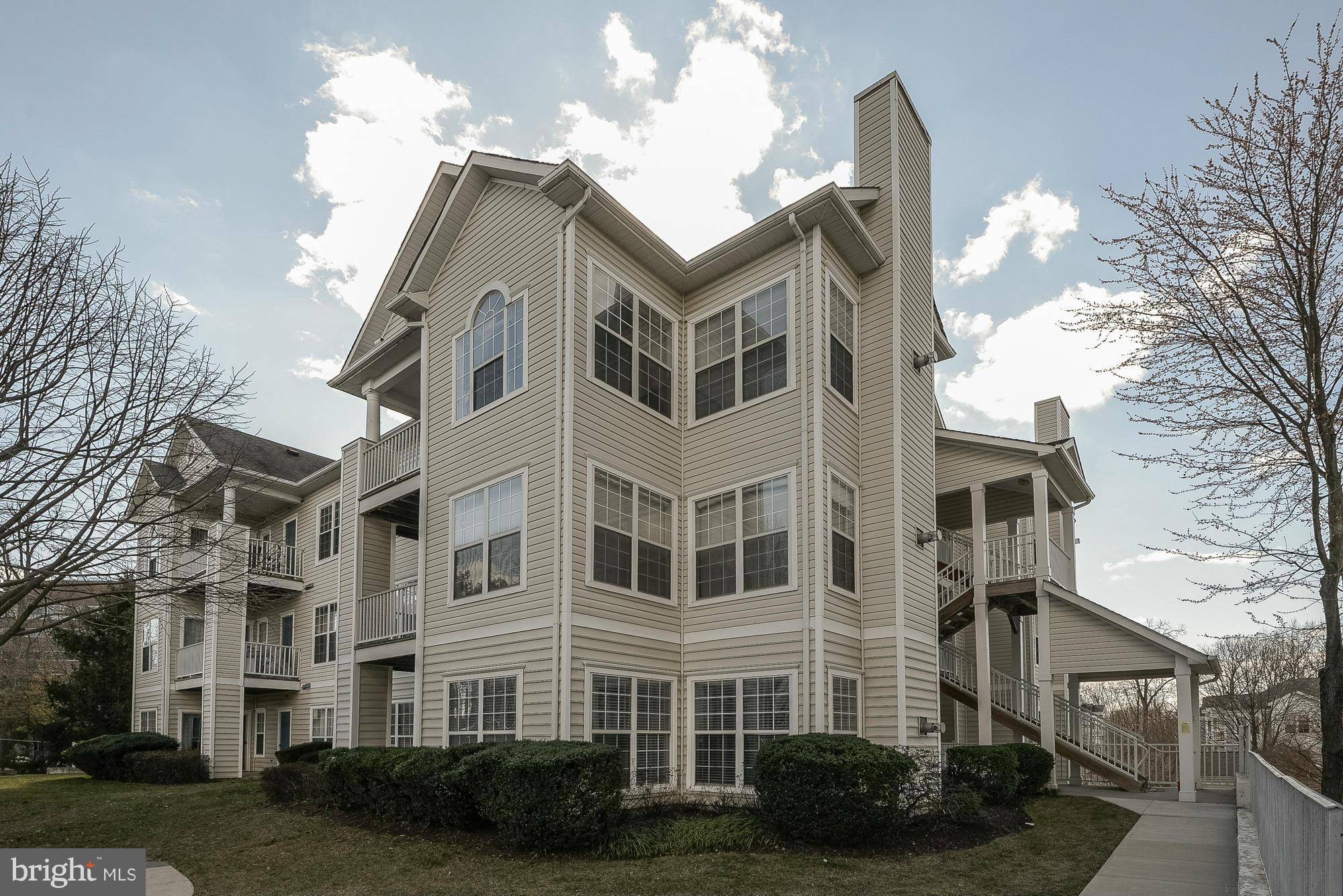 Montgomery Village, MD 20886,9804 FEATHERTREE TER #36