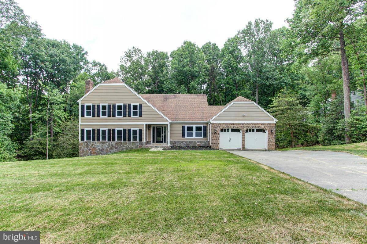 Oakton, VA 22124,3309 SADDLESTONE CT