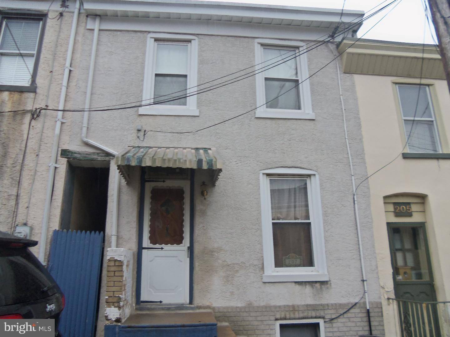 Philadelphia, PA 19128,207 EAST ST