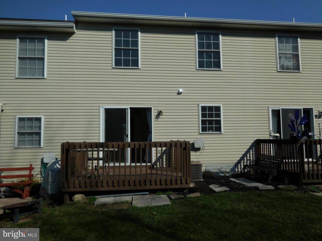 Mountville, PA 17554,108 ACORN LN #65