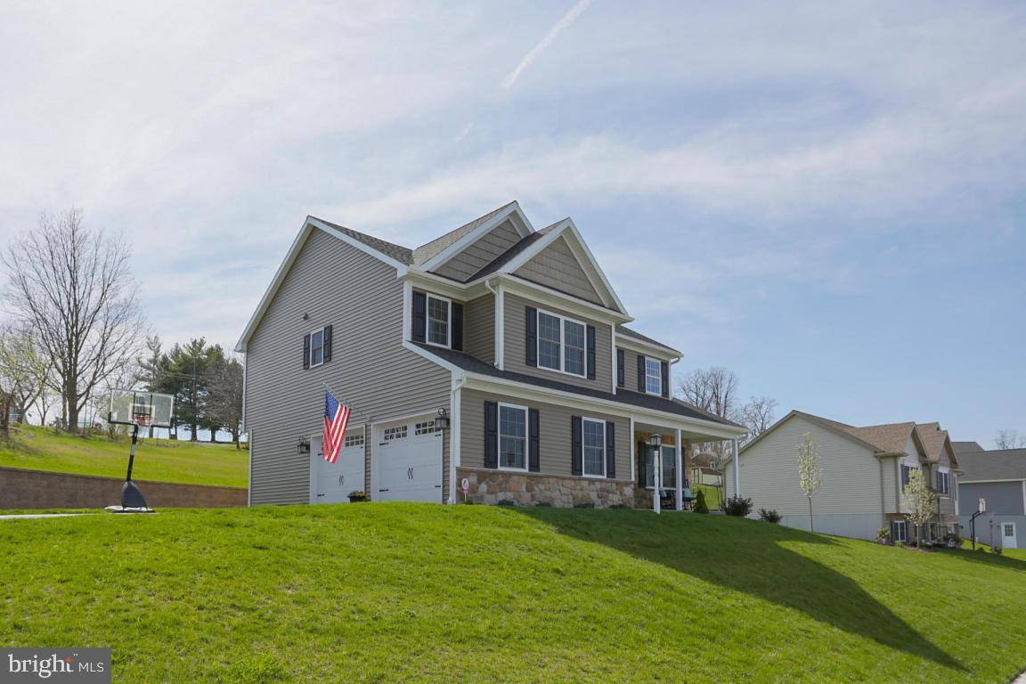 East Earl, PA 17519,109 CARRIAGE WAY