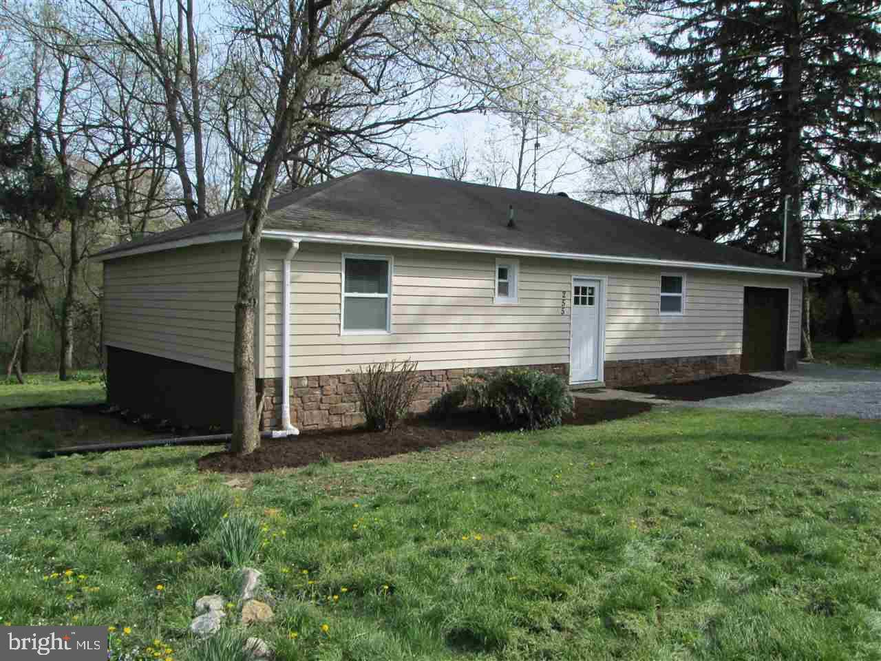 Gardners, PA 17324,255 PEACH GLEN RD