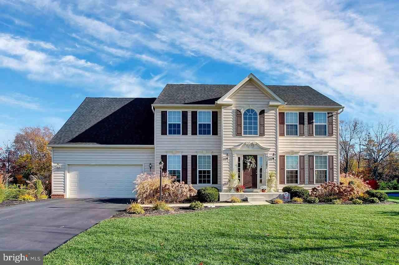 Mechanicsburg, PA 17050,167 WARM SUNDAY WAY