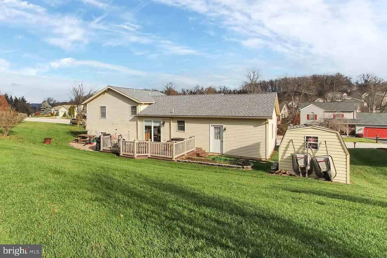 Hanover, PA 17331,140 TIMBER LN