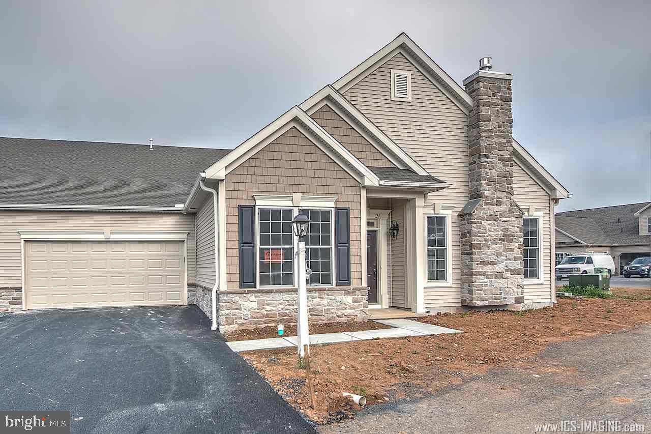 Mechanicsburg, PA 17050,23 KERRY CT #24