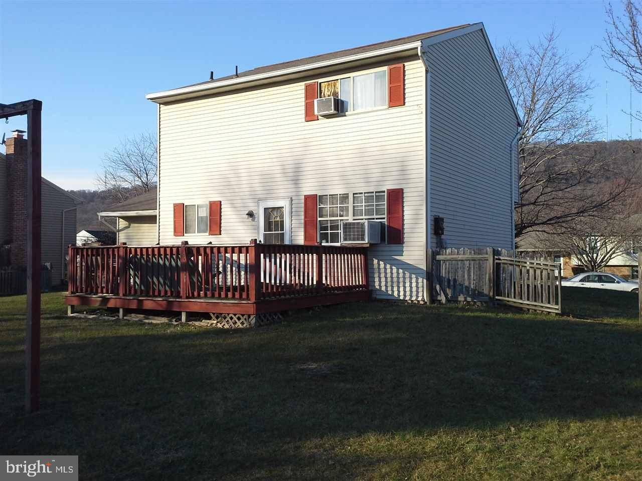 Harrisburg, PA 17110,2009 HADDAM NECK CT