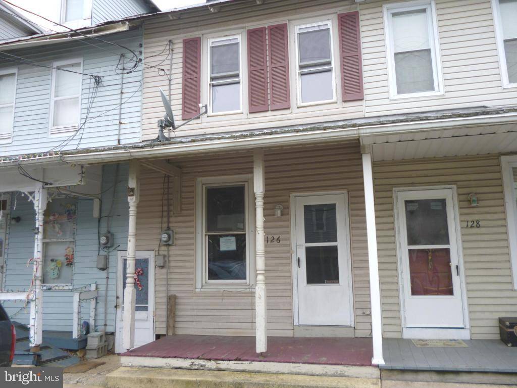 Newmanstown, PA 17073,126 W MAIN ST