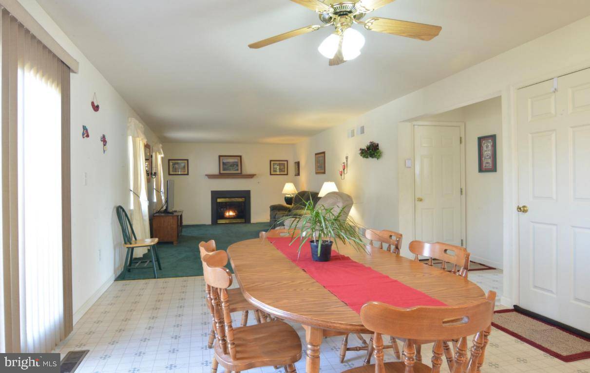 Jonestown, PA 17038,13 LAMBS LN